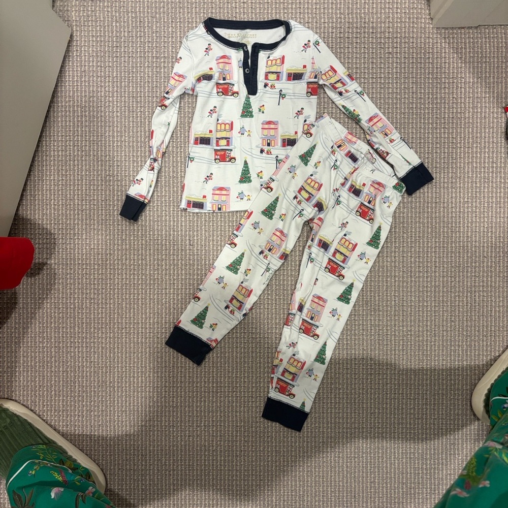 The Beaufort Bonnet Company holiday Pajama Set - Multicolor